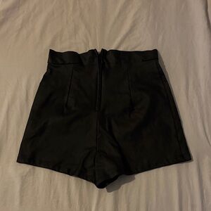 Windsor leather shorts